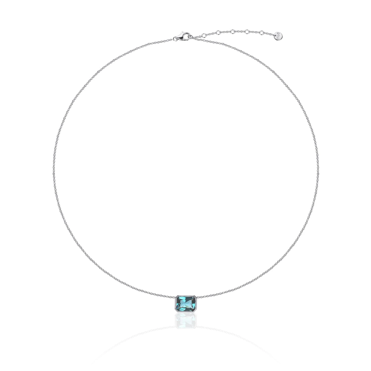 Серебряное колье с синим фианитом