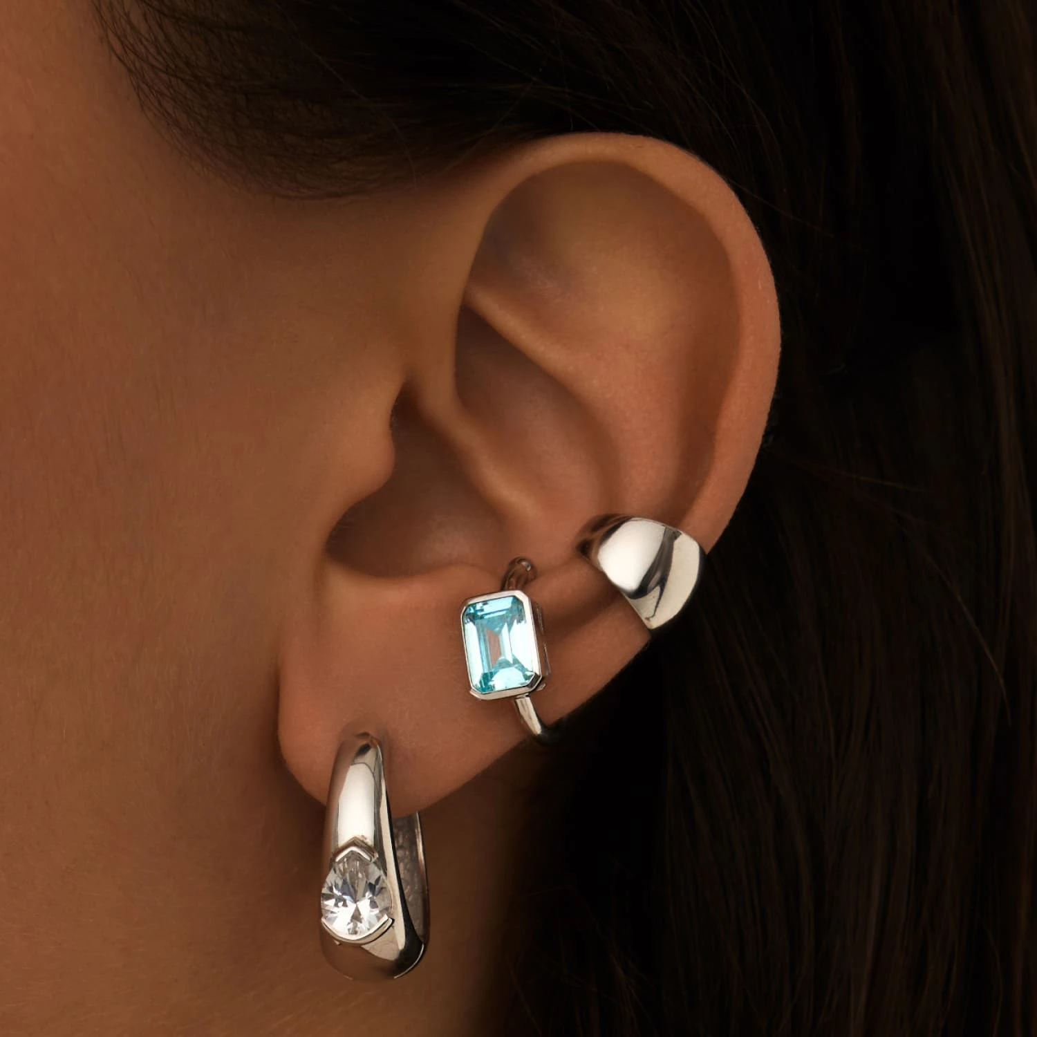 Серебряные серьги PURITY с белым топазом