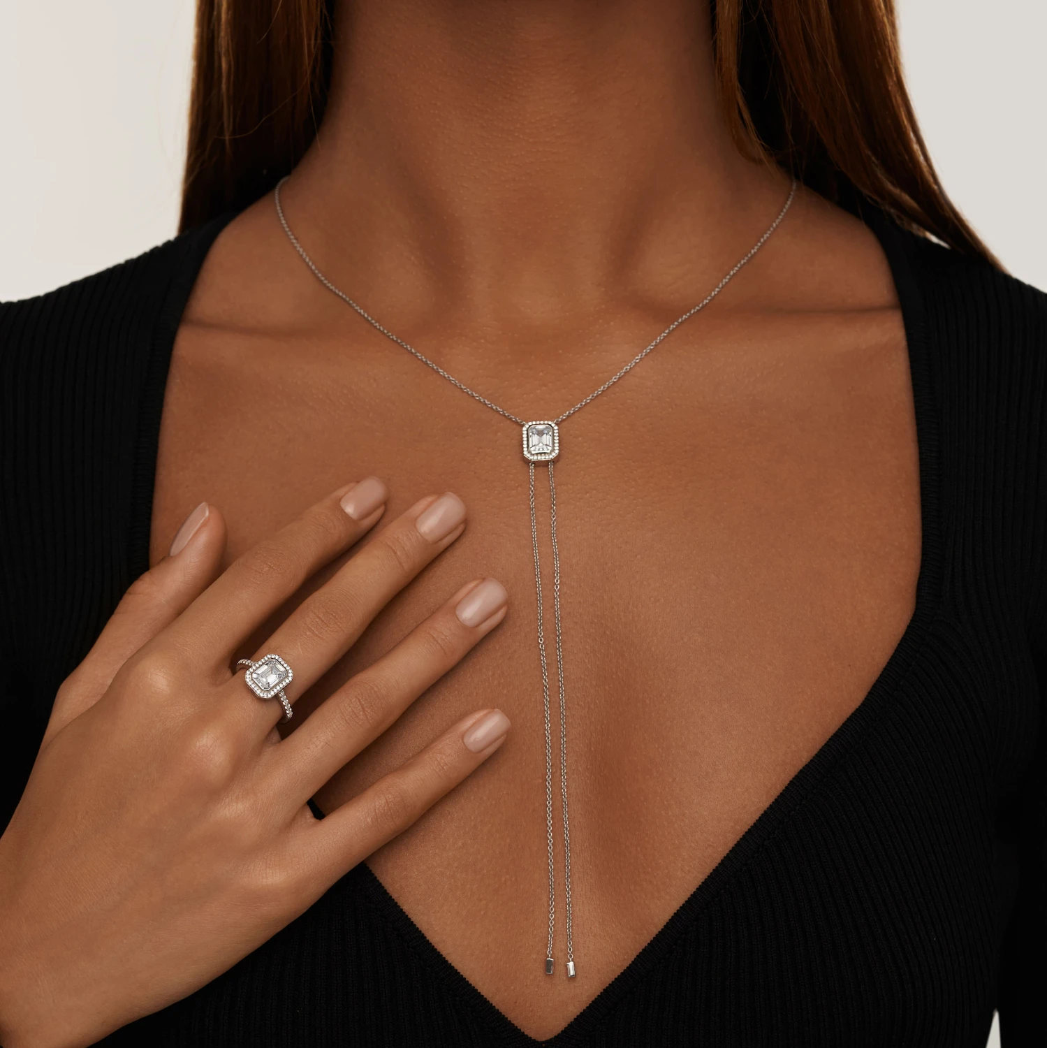 Серебряное кольцо Midnight с фианитами в огранке Эмеральд