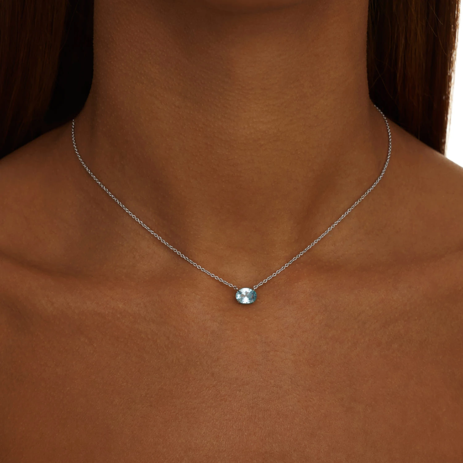 Серебряное колье PURITY с топазом Sky