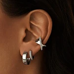 Серебряные двусторонние серьги-кольца с фианитами