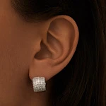 Серебряные серьги-кольца с россыпью фианитов