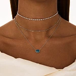 Серебряное колье с синим фианитом