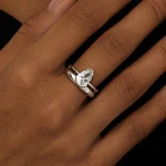 Серебряное кольцо PURITY с белым топазом