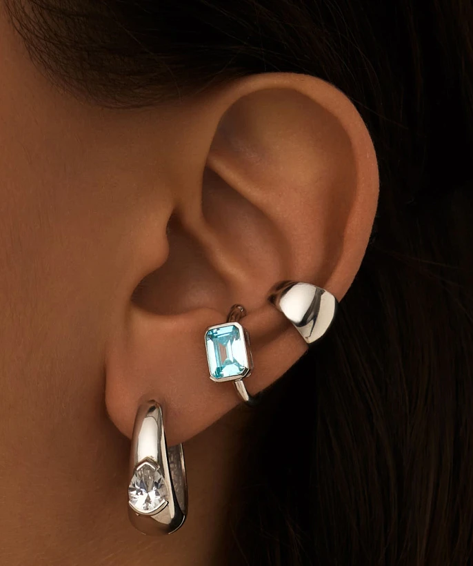 Серебряные серьги PURITY с белым топазом