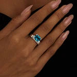 Серебряное кольцо PURITY с крупным London топазом
