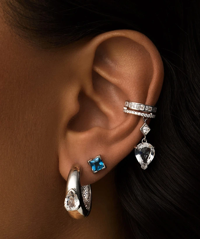 Серебряные серьги PURITY с белым топазом