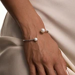 Серебряный браслет-бэнгл GALATEA с жемчугом